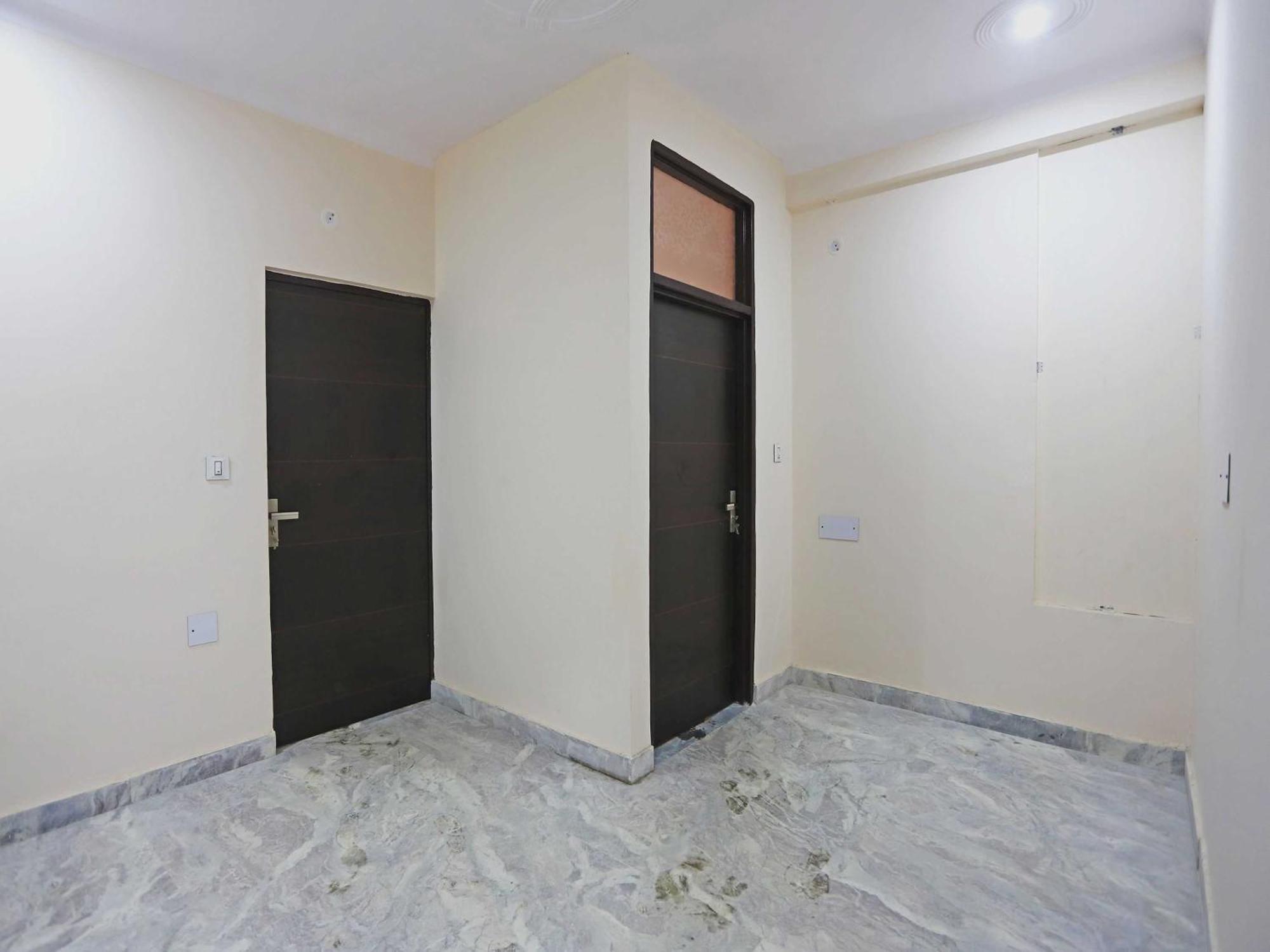 Hotel O Lal Residency Дели Экстерьер фото