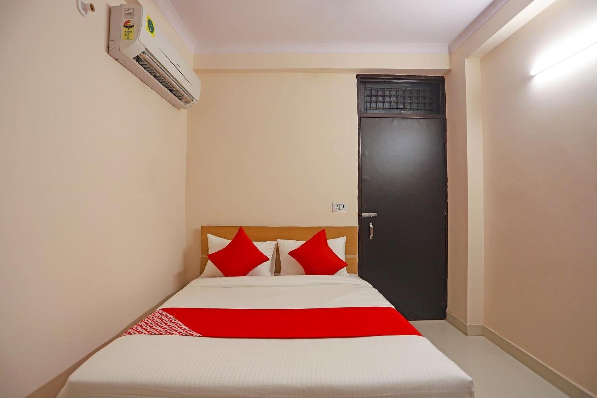 Hotel O Lal Residency Дели Экстерьер фото